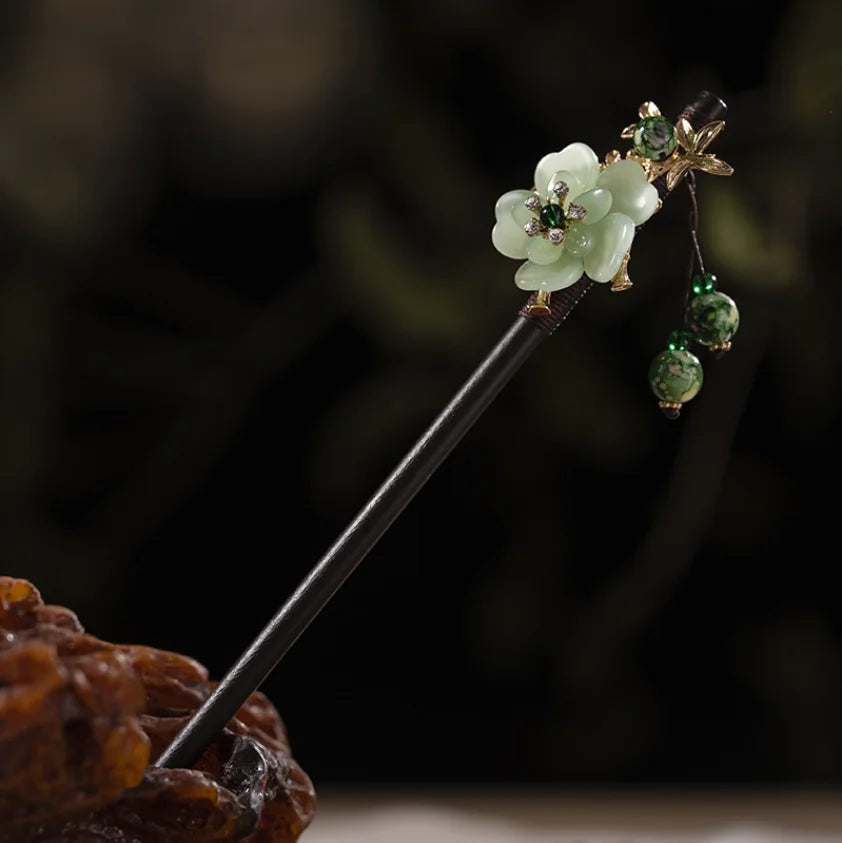 Sfd984c2f58bf41de9c584121530af33ex